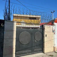 فروش دو باب مغازه تجاری و یک واحد مسکونی