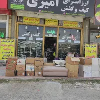 فروشنده و ادمین مغازه کیف و کفش امیری|استخدام خدمات فروشگاه و رستوران|سهند, |دیوار
