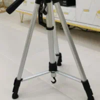 پایه ی دوربین فیلمبرداری و عکاسی