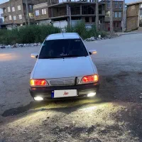 پراید ۸۲سفید