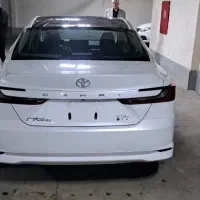 تویوتا کمری هیبرید پرمیوم مدل 2025 2.5 لیتر