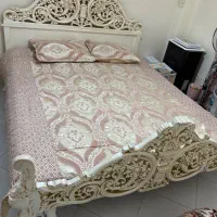 تخت دونفره درحد نو مناسب جهیزیه