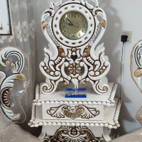 ساعت با میز