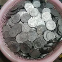 سکه  شاهی  و جمهوری