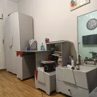 میز تحریر و کمد