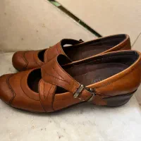 کفش چرم سایز ۳۷
