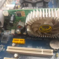 کیس خالی ddr2|رایانه رومیزی|قم, چهار مردان|دیوار