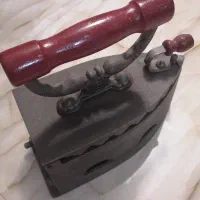 اتوی عتیقه|کلکسیون اشیاء عتیقه|تهران, خواجه نظام الملک|دیوار