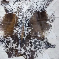 پوست طبیعی گاوی نو|گلیم، جاجیم، گبه|نسیمشهر, |دیوار