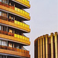 برج-طلایی-75-متر-یک-خواب-دید-دریا-سند-آماده