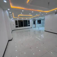 آپارتمان تک واحدی طبقه سوم