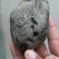 سلام شهاب سنگ به فروش میرسد