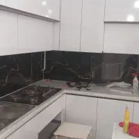 اجرای کاشی سرامیک کاری واش بتن جدول باغچه موزائیک