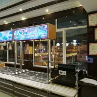صندوق‌دار رستوران،خانم