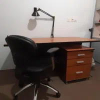 میز تحریر اداری و فایل سه کشو