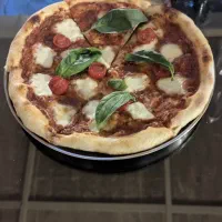 استخدام آشپز - مسلط به پیتزا و تهیه خمیر