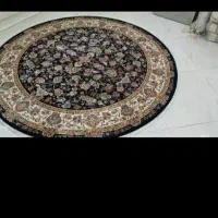 یه عدد فرش گرد ۱۲۰۰شونه