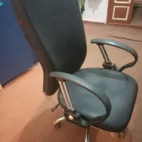 میز کامپیوتر و اداری و صندلی|میز تحریر و کامپیوتر|یزد, |دیوار