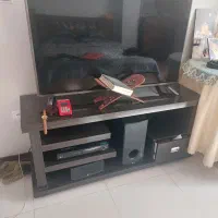 تلویزیون ال جی سه بُدی تمیزه