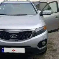 سورنتو فول کم کار موتور بزرگ نقره ای