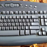 کیبورد و موس وایرلس 2.4GHz ماکروسافت نسخه کانادا