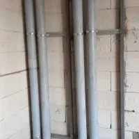 برای کار در لوله کشی ساختمان و نصب پکیچ و غیره