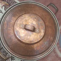 تابه مسی بزرگ به فروش می‌رسد|ظروف پخت‌وپز|ایوان, |دیوار