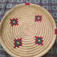 سینی حصیری و دیس