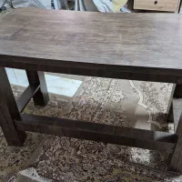 میز سالم و تمیز