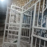 ۱۵ عدد لوله فنس ۱.۳۰ سانتی وصفحه ۱۰در۲۰و۴۰در۴۰