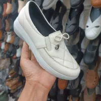 کفش زنانه و بچگانه و مردانه|کیف، کفش، کمربند|یاسوج, |دیوار