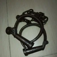 پابنده قدیمی کلکسیونی و آنتیک|کلکسیون اشیاء عتیقه|هشتگرد, شهرک پارسیان|دیوار