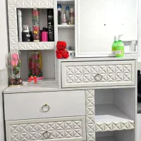 میز آرایش و مینی بوفه و میز چرخ