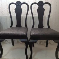 صندلی سالم در حد نو دو عدد