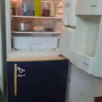یخچال یخساران  سالم  بدون هیچ مشکلی