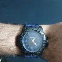 ساعت با بند پارچه ای