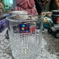 نیم لیوان و شکلات خوری