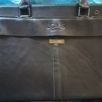 یک عدد کیف اداری دانشجویی در حد نو