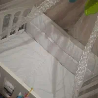 تخت نوزاد و کودک تا ۲ سال در حد نو|تخت و صندلی بچه|تهران, شهرک ولیعصر جنوبی|دیوار