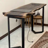 میز چوب رستیک اجاق دار