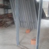 فروش کم فلزی درب