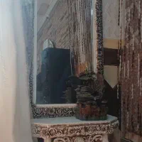 اینه ایستاده