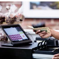 صندوق دار هایپر مارکت