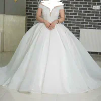 فروش لباس عروس کاملا تمیز و سالم|لباس|نیشابور, فرح بخش|دیوار