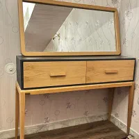 میز کنسول و آیینه
