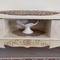 میز تلویزیون کرم