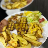 سالن دار خانم