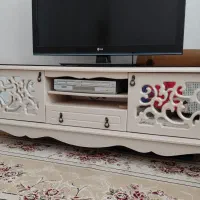 میز تلویزیون در حد نو