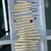 دکمه.قیچی.بشکاف|لوازم خیاطی و بافتنی|ساری, |دیوار