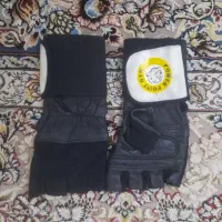 کمربند و دستکش بدنسازی|تجهیزات ورزشی|کرج, شهرک بنفشه|دیوار